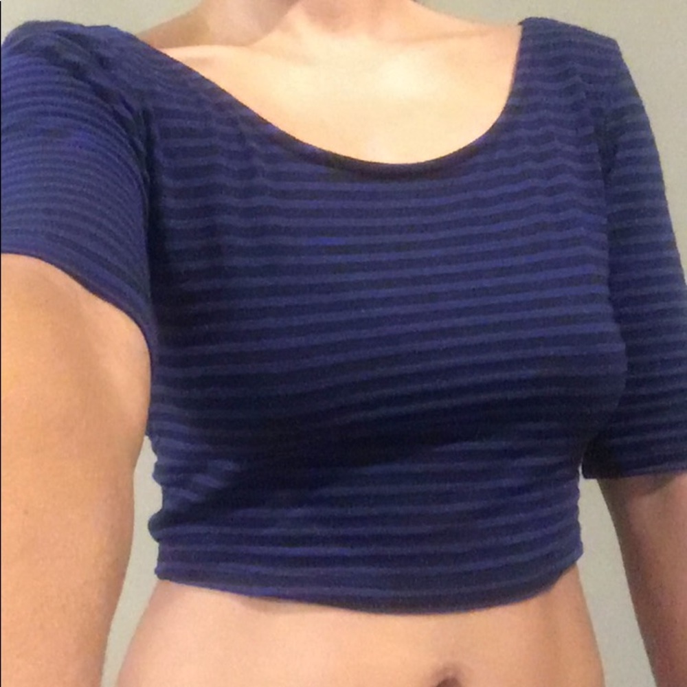 Gilli crop top